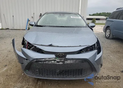 2022 Toyota Corolla Le z USA, uszkodzony, nr VIN JTDEPMAE7NJ218084